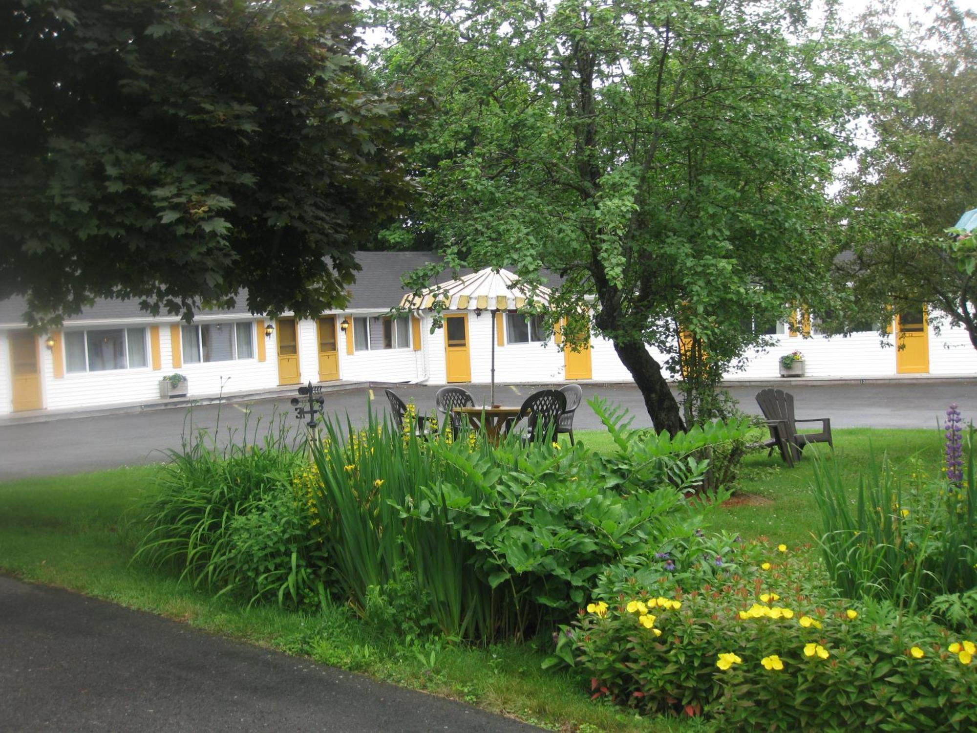 Picket Fence Motel St. Andrews By The Sea 외부 사진